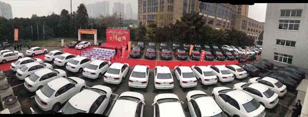 有沒(méi)有靠譜的成都租車公司推薦？