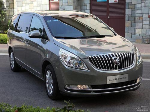 成都租車7座多少錢?成都7座租車帶司機(jī)費(fèi)用多少?